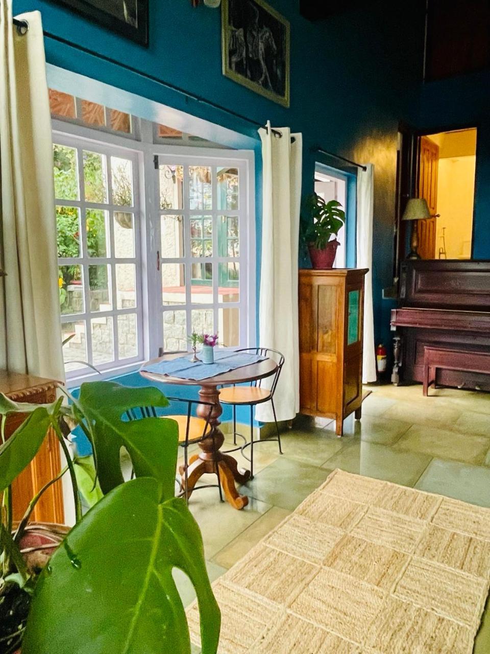 ウーティ Stumpfields Bed & Breakfast エクステリア 写真