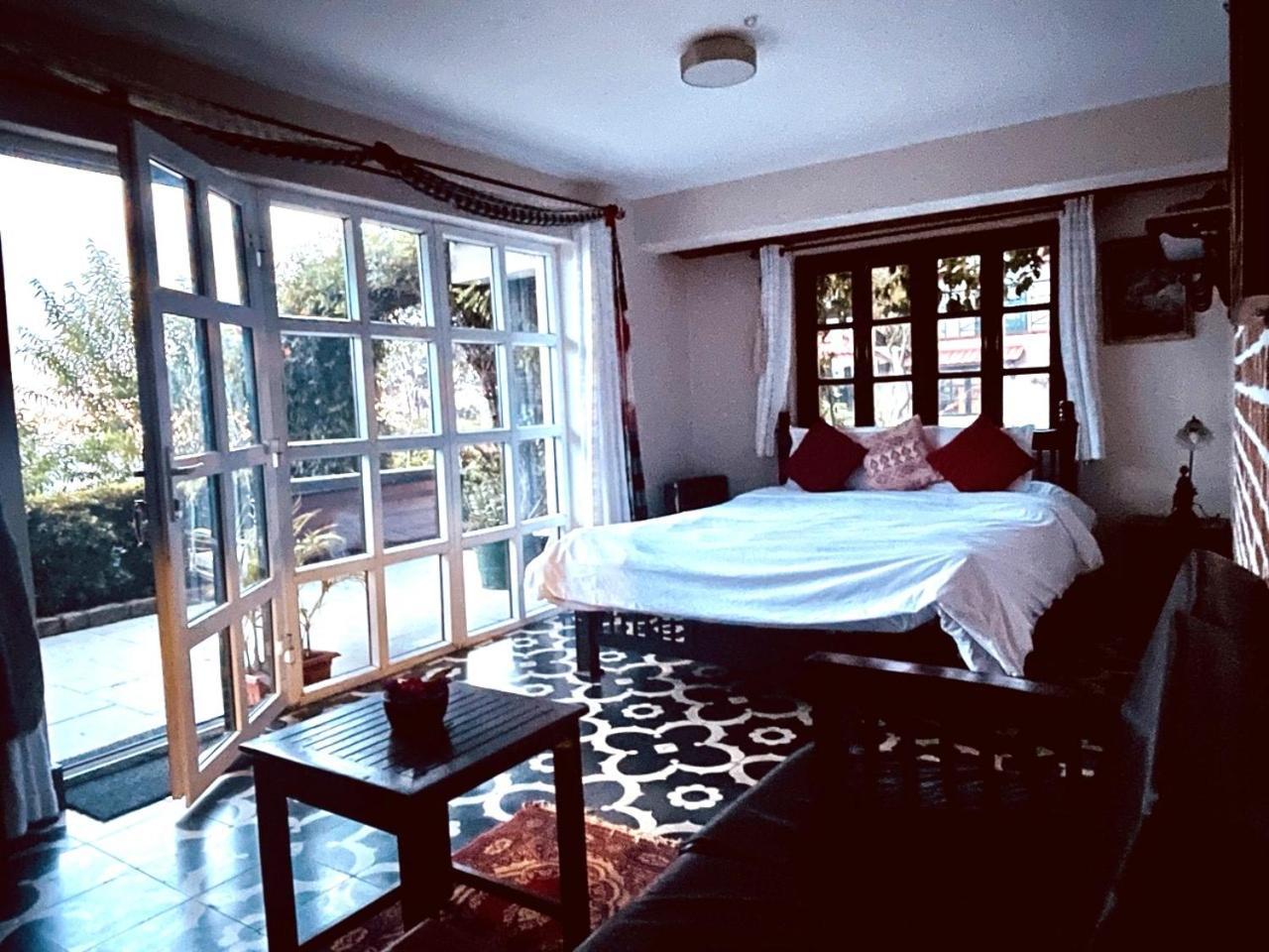 ウーティ Stumpfields Bed & Breakfast エクステリア 写真