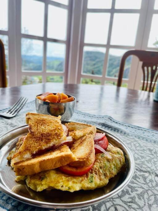 ウーティ Stumpfields Bed & Breakfast エクステリア 写真